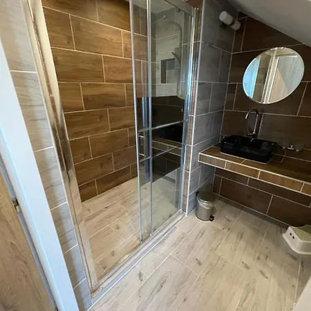 Maxovo Kralovstvi Apartment Rovensko pod Troskami Exterior photo