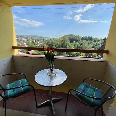 Maxovo Kralovstvi Apartment Rovensko pod Troskami Exterior photo