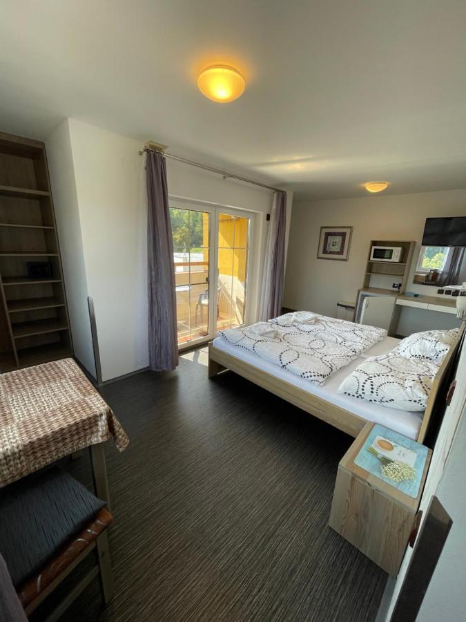 Homestay Maxovo Kralovstvi Rovensko pod Troskami